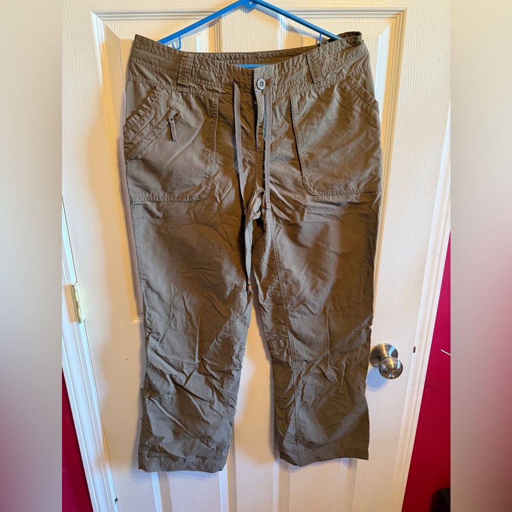 North Face Women's Aphrodite 2.0 Capri Pants. Sz 10